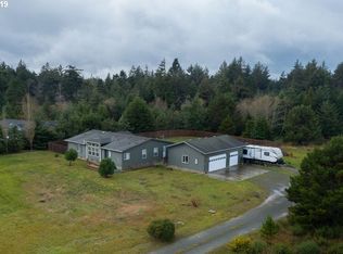 55062 Ruby Loop, Bandon, OR 97411