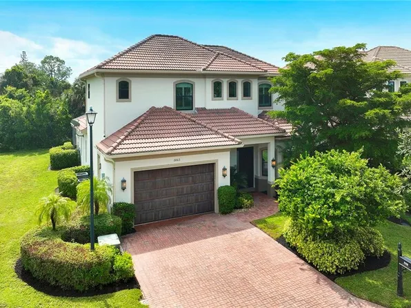 2863 Coco Lakes DR, NAPLES, FL 34105