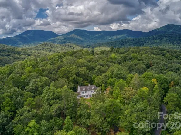 766 Carolina Dr, Tryon, NC 28782