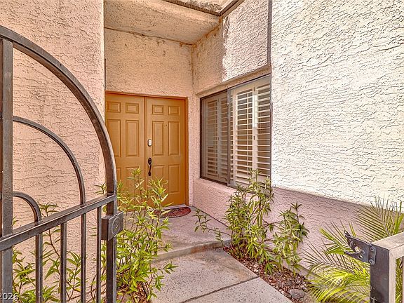 2nd image of 5446 Birchbrook Ct