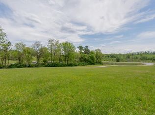 E Lee Hwy, Max Meadows, VA 24360