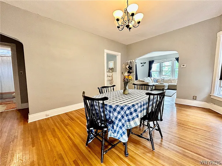 123 Highland Ave #UPPER — Photo 4