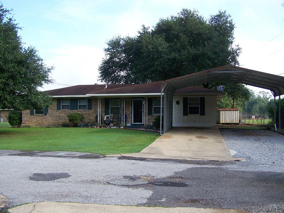 1st image of 302 Wimbledon Dr