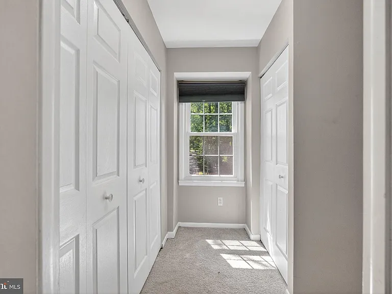 9821 Owens Ct — Photo 23