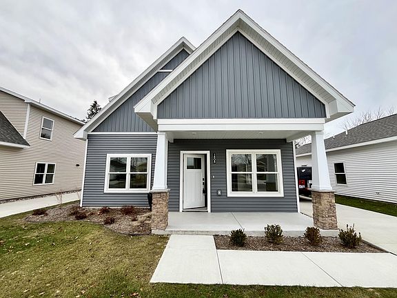 3rd image of 1808 Robinson St #5