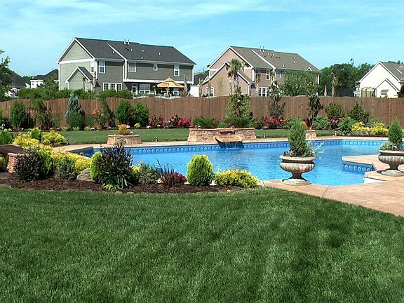 Backyard & Pool