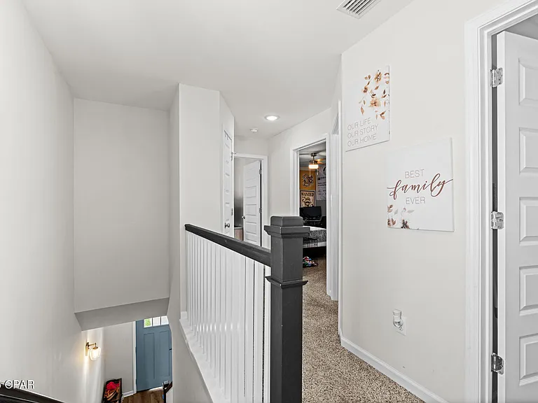 326 Raven Ln — Photo 18