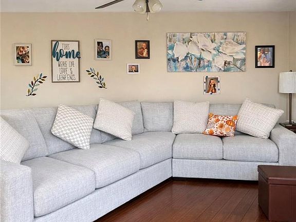 4th image of 362 Mount Pleasant Rd