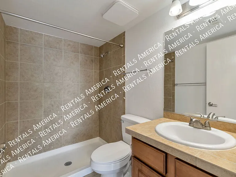 1810 E Blacklidge Dr #322 — Photo 12
