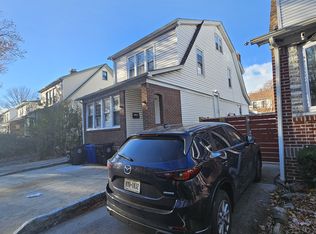 17317 Grand Central Pkwy FLOOR 2, Jamaica, NY 11432