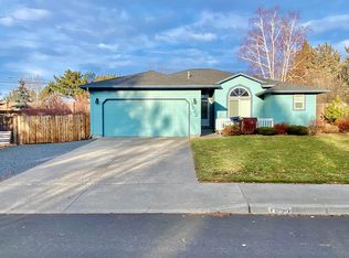 1522 NE Locksley Dr, Bend, OR 97701