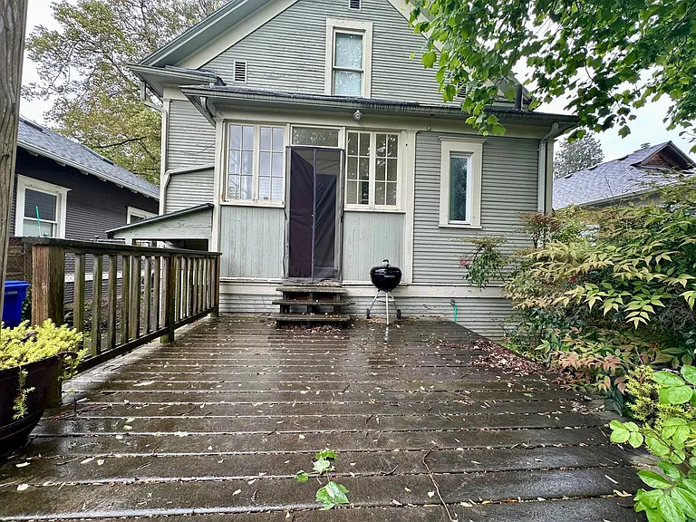 3811 NE 7th Ave — Photo 1