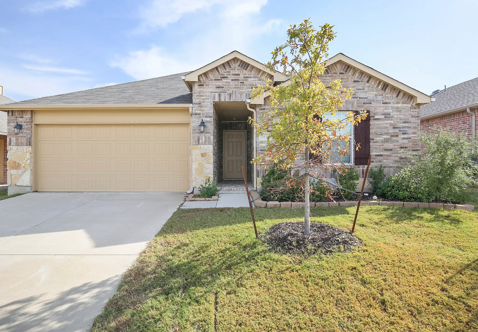 3 bed, 1638 sqft, $1,995 — Photo 3