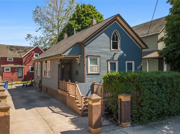 801 College Ave, Cleveland, OH 44113