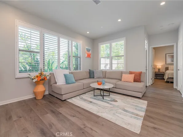 226 Oak Frst, Irvine, CA 92618