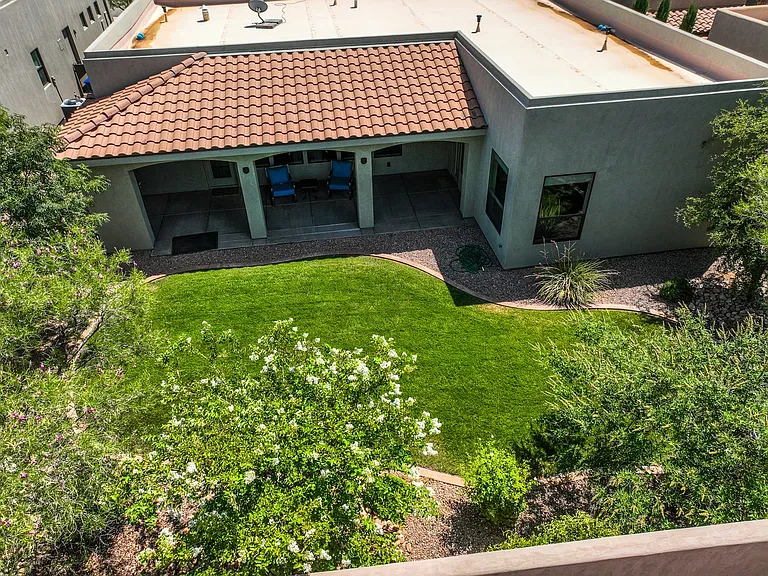 1504 W Shinnecock Dr — Photo 43