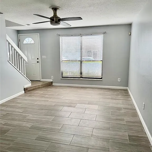 604 Casa Park Ct #A — Photo 2