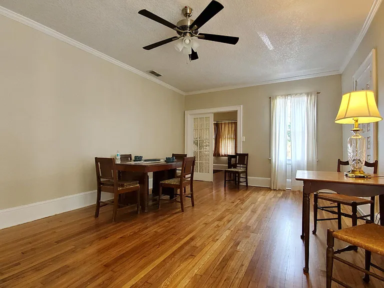 4527 Lawnview St — Photo 7