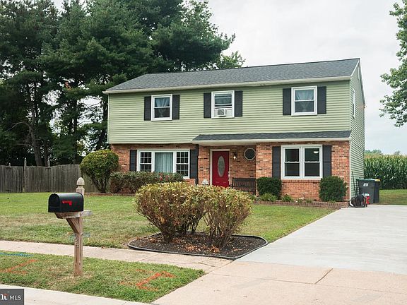 3rd image of 34 Craig Rd