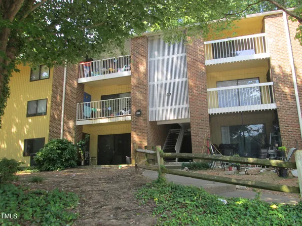 1130 Schaub Dr #E, Raleigh, NC 27606