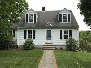 16 Middle Rd, Southborough, MA 01772