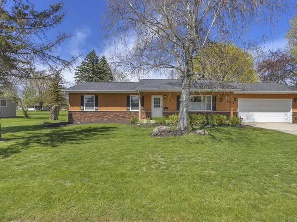 1208 Emerson AVENUE, Howards Grove, WI 53083