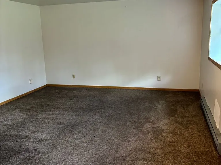 1401 Harlyn Ave — Photo 7