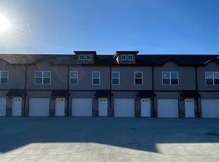 1040 Glenkirk Dr #E, Clarksville, TN 37042