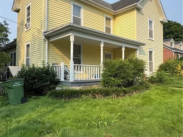 132 Orchard St, Mount Airy, NC 27030