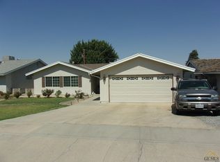 410 Stokes Ln, Taft, CA 93268