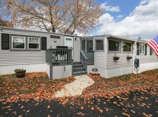 557 SW Cutoff Cuto #40, Auburn, MA 01501