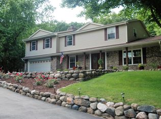 1032 Criglas Rd, Wales, WI 53183