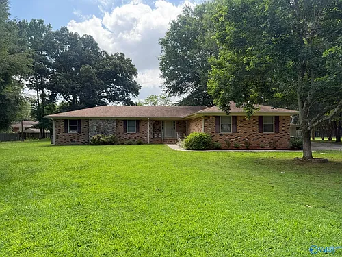 304 Poplar St Photo 1