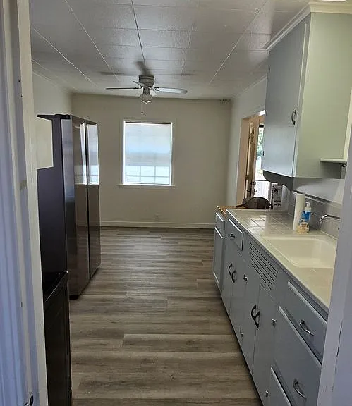 6505 Marchant Ave — Photo 15