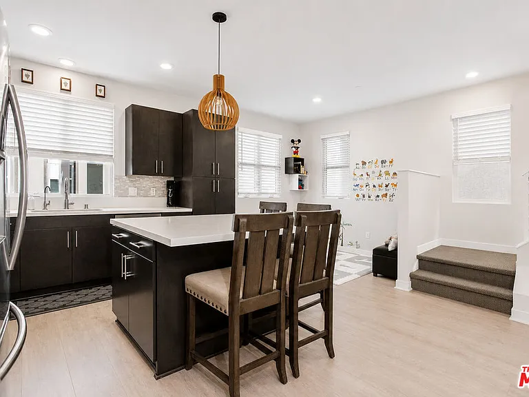 2700 E Chaucer St #30 — Photo 9
