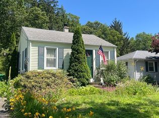 165 Old Lyman Rd, Chicopee, MA 01020