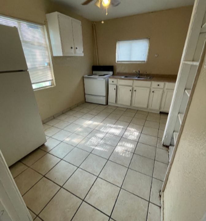 1st image of 510 Cheyenne St #11