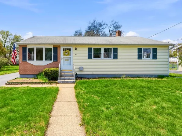 41 Woodgate Court, Manchester, NH 03103