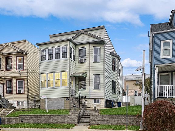 3rd image of 703 Schuyler Ave