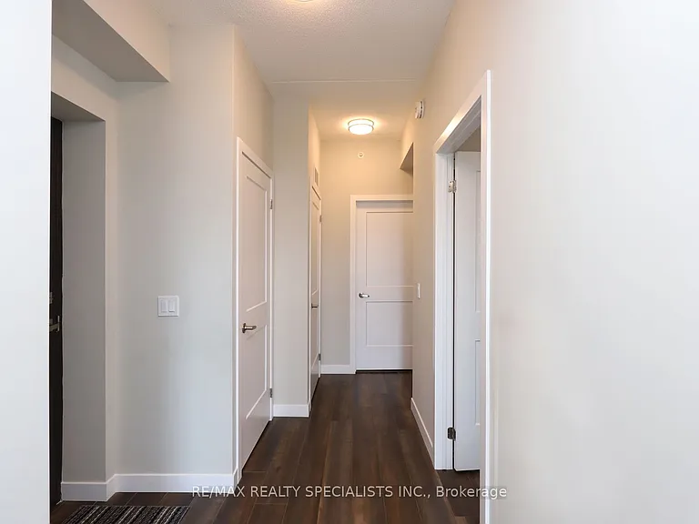 15 Queen St S #1101 — Photo 17