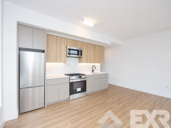 2230 Cropsey Avenue image 67 of 68