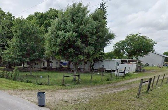 2nd image of 2083 NW 38TH AVENUE