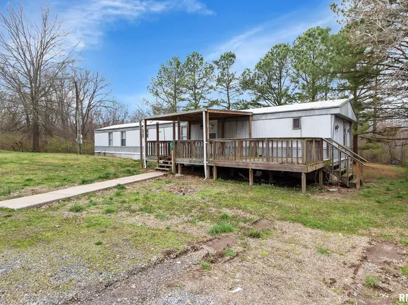 76 New Hill Ext, Murphysboro, IL 62966