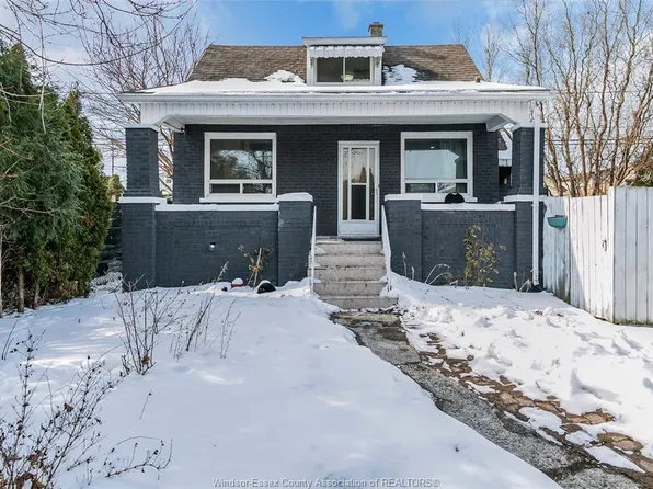 1623 Albert Rd, Windsor, ON N8Y 3R4