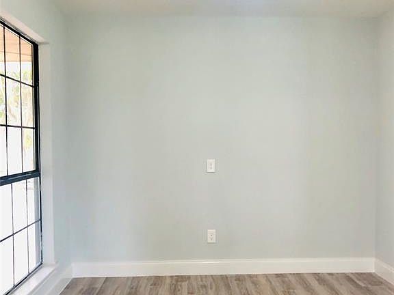 5th image of 805 Winding Creek Trl