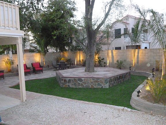 BACK YARD_03192013