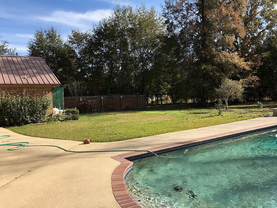 Pool/fence/greenhouse