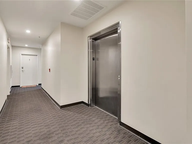 835 Julia St #4 — Photo 14