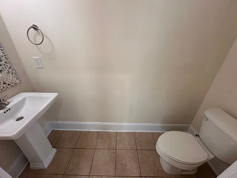 754 Murray Ave — Photo 14
