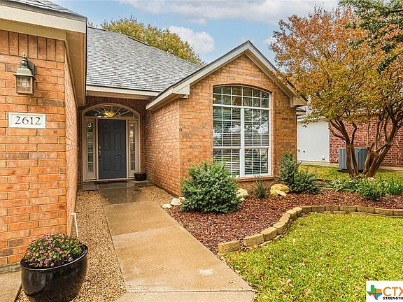 4th image of 2612 Blue Meadow Dr